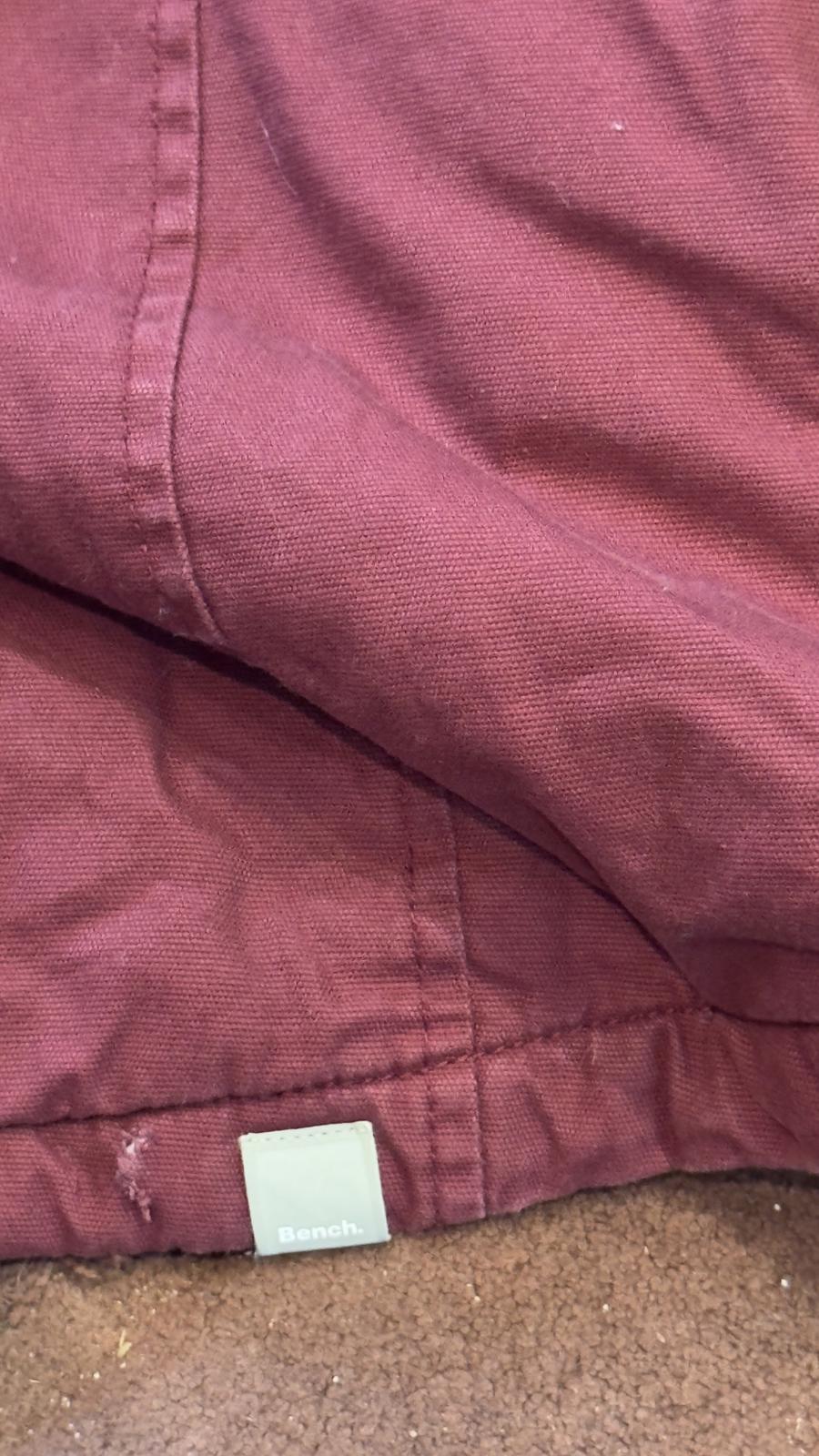 Women’s Bench hooded jacket in red