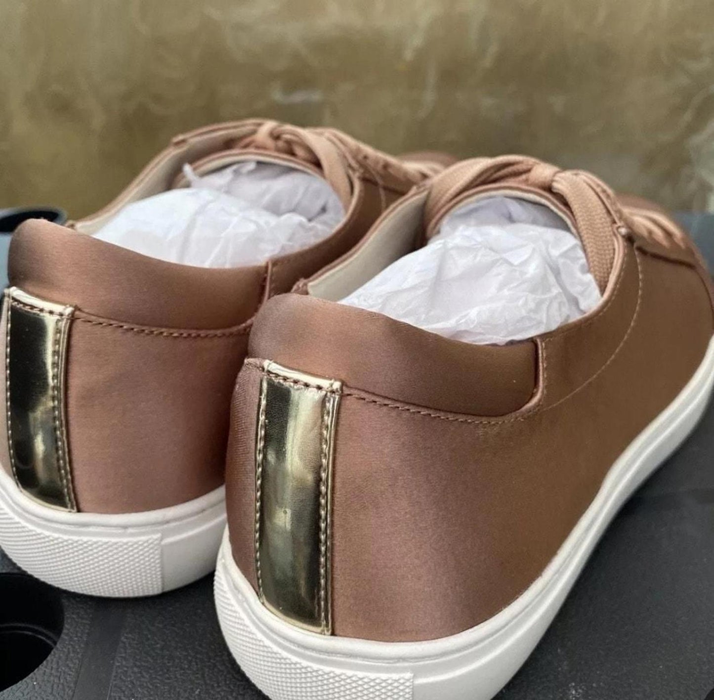 Women’s Kenneth Cole trainers
