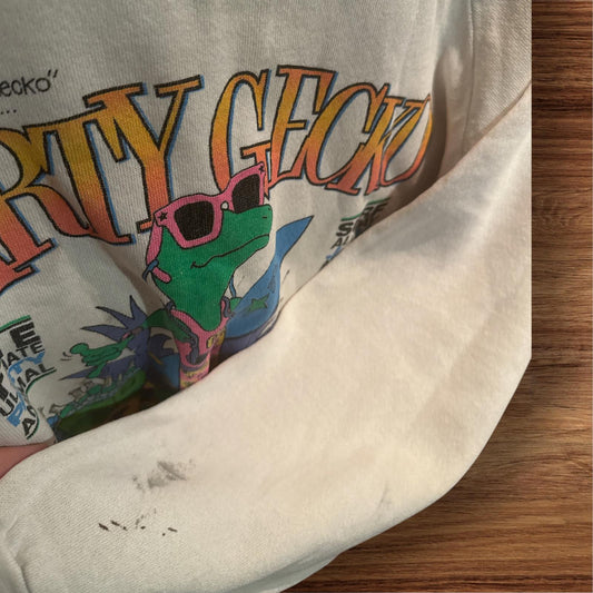 Vintage single stitch party gecko crew neck jumper