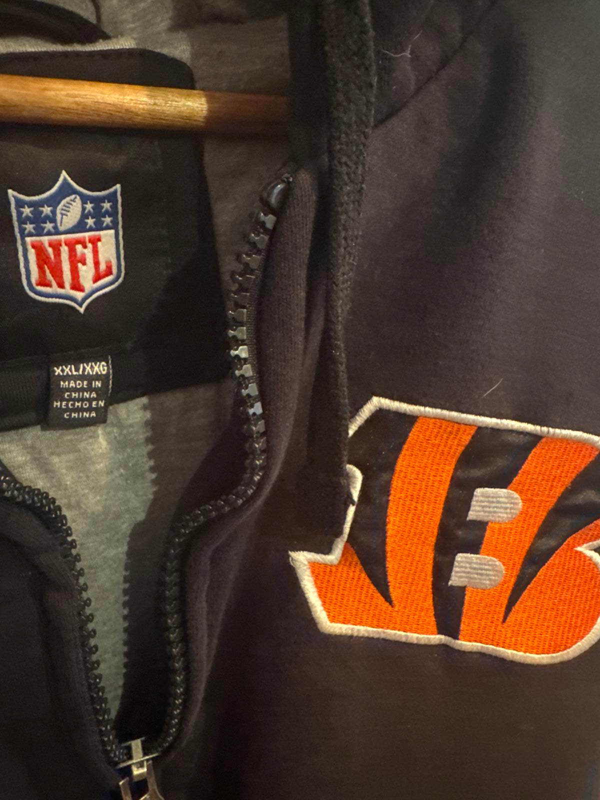 Mens NFL Cincinnatti Bengals padded jacket