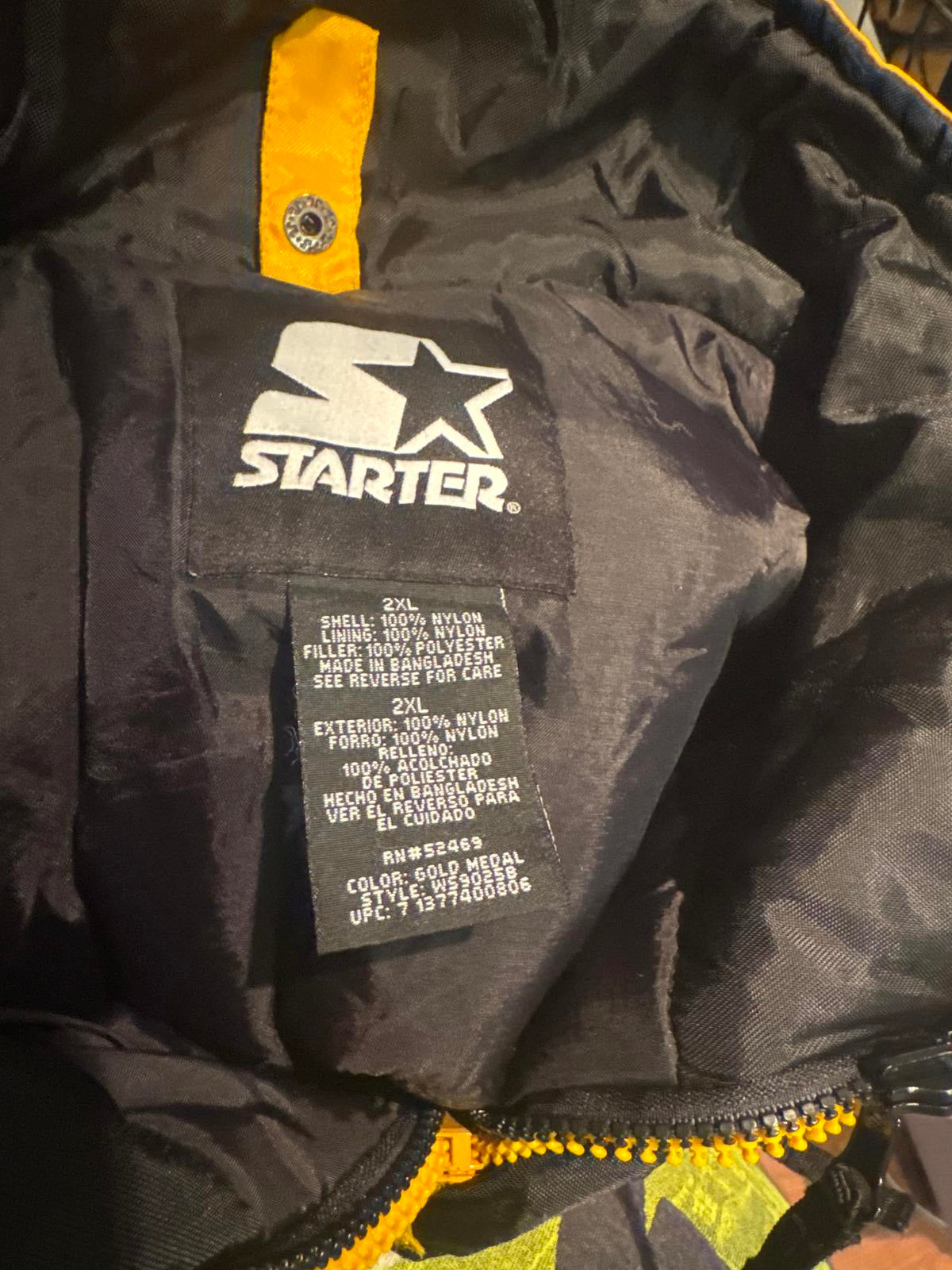 Starter yellow and black coat