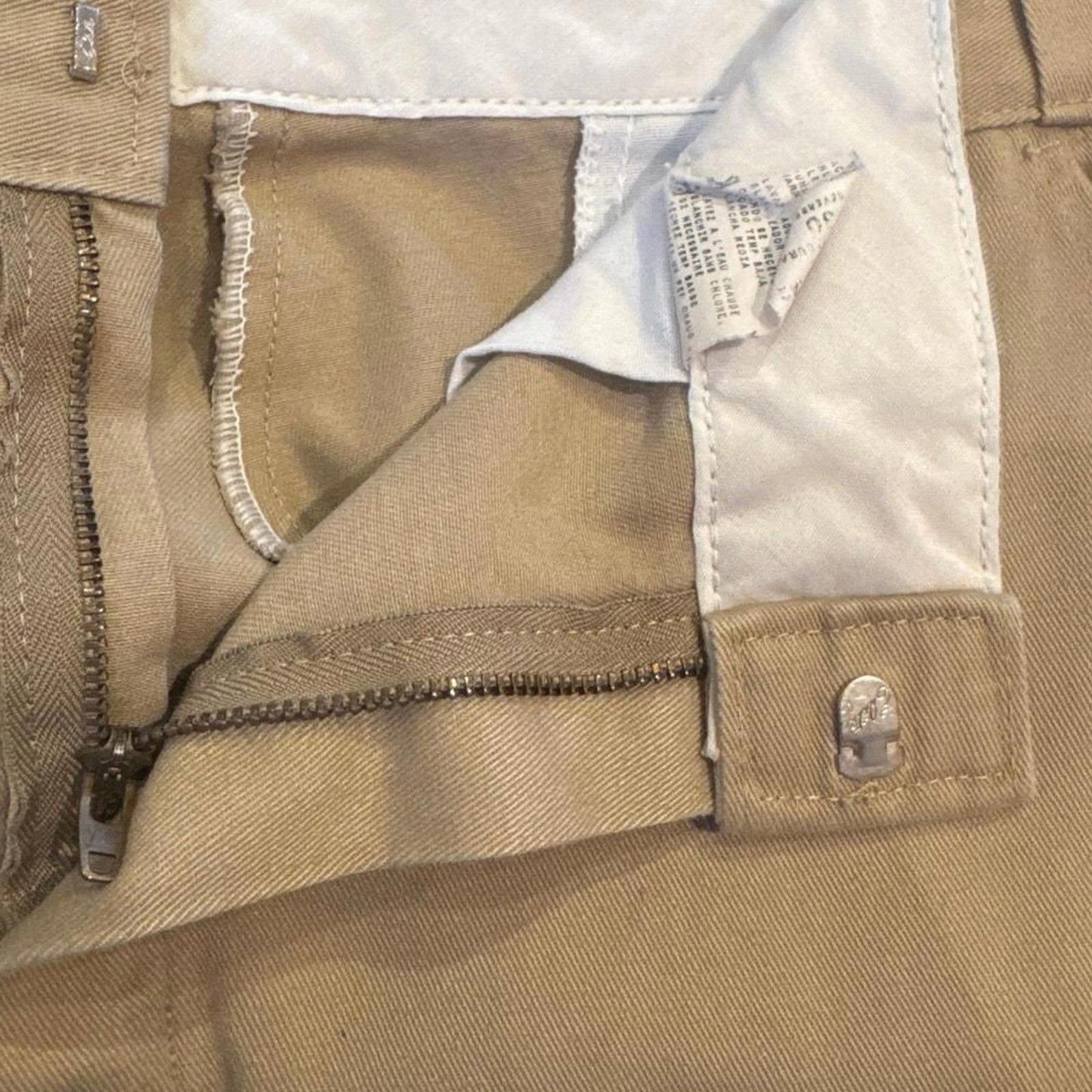 Men’s Dickies beige trousers
