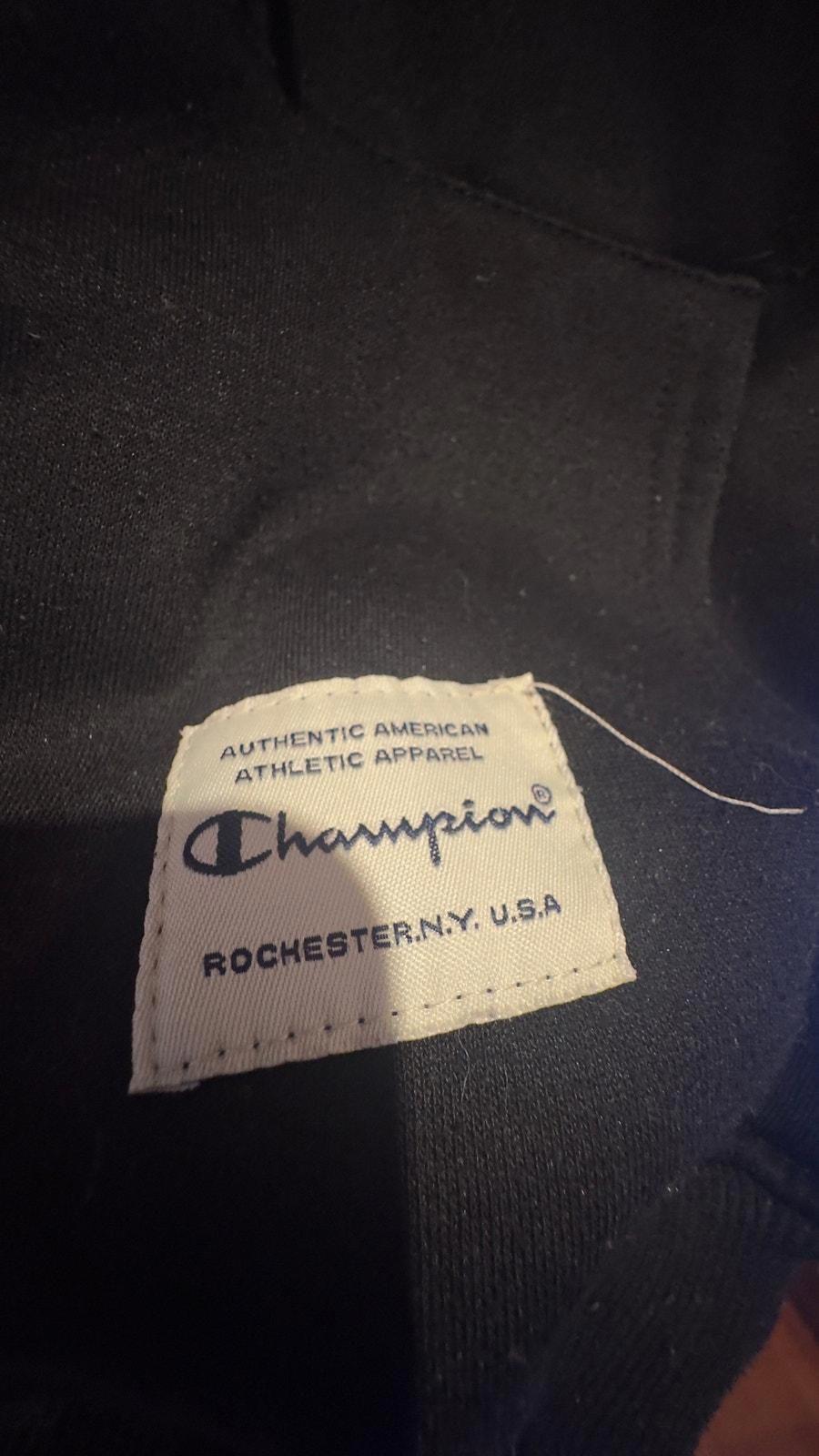 Champion hoodie in black