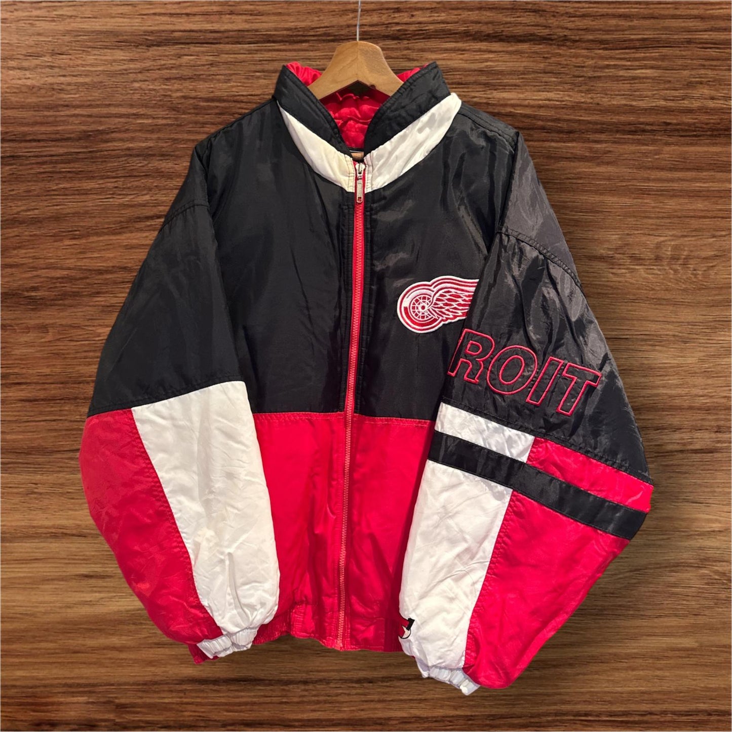 Starter Detroit Red Wings puffer jacket