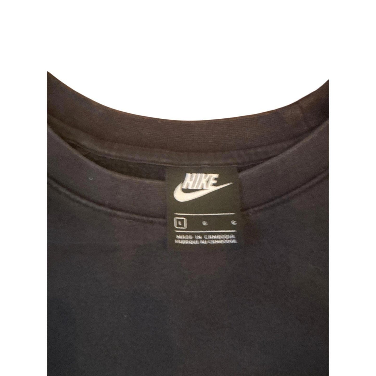 Mens vintage size large black label Nike pullover jumper with embroidered logo on the front 