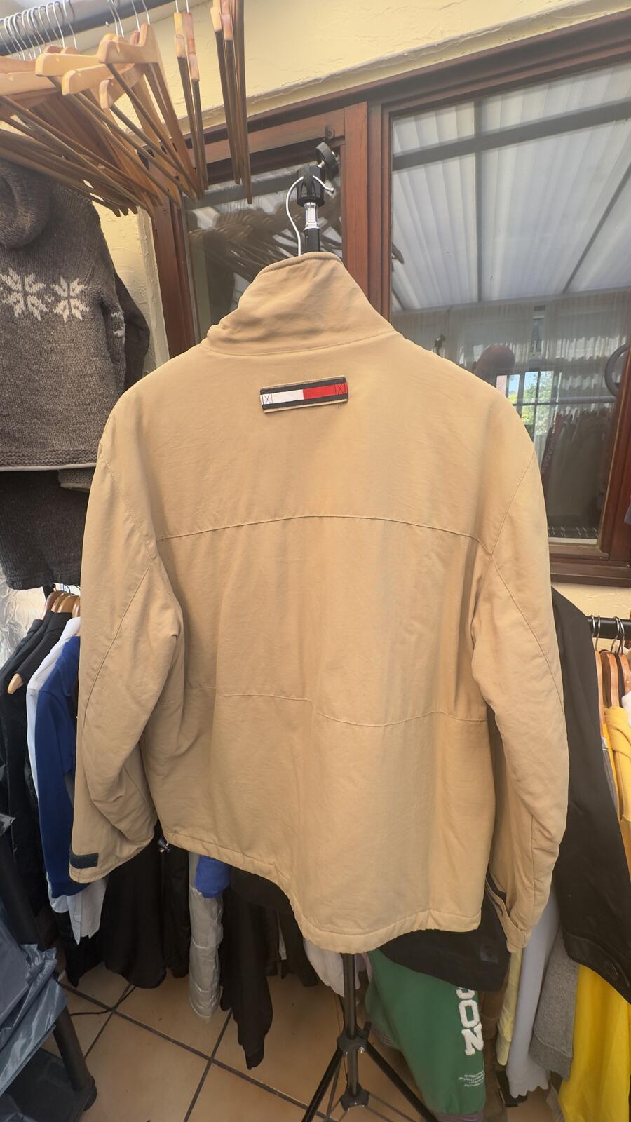Tommy Hilfiger vintage design jacket - detail image 2