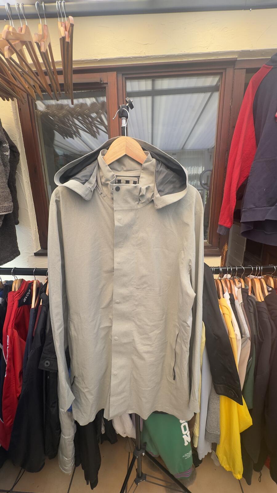 Timberland lightweight full length zip windbreaker style - detail image 2