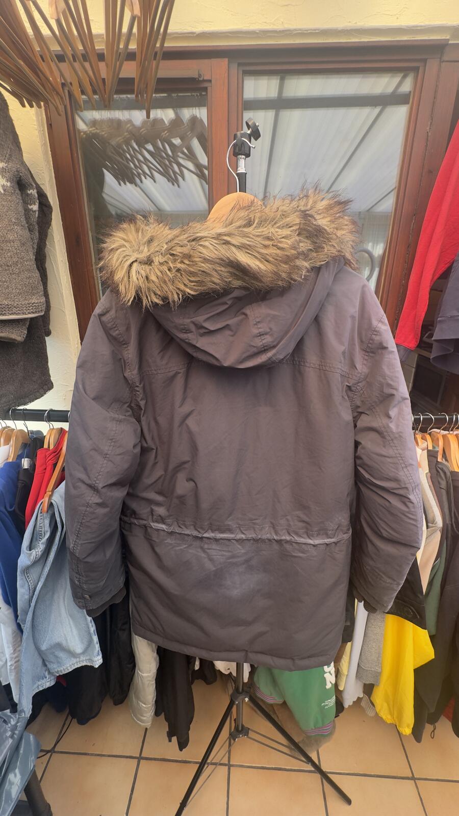 Timberland men’s heavy duty padded coat with fur line hood - detail image 4