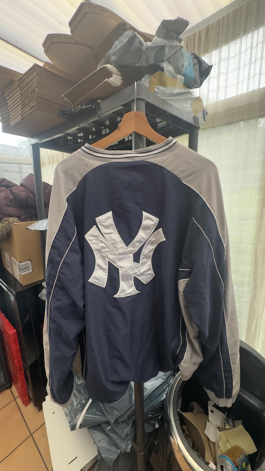 Genuine Merchandise New York Yankees Pullover Jacket XL/2XL