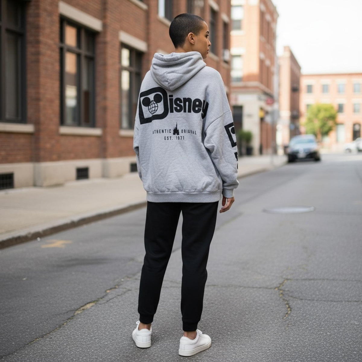 Disney Oversize Grey Zip Hoodie Authentic Original 1971 Logo - detail image 3
