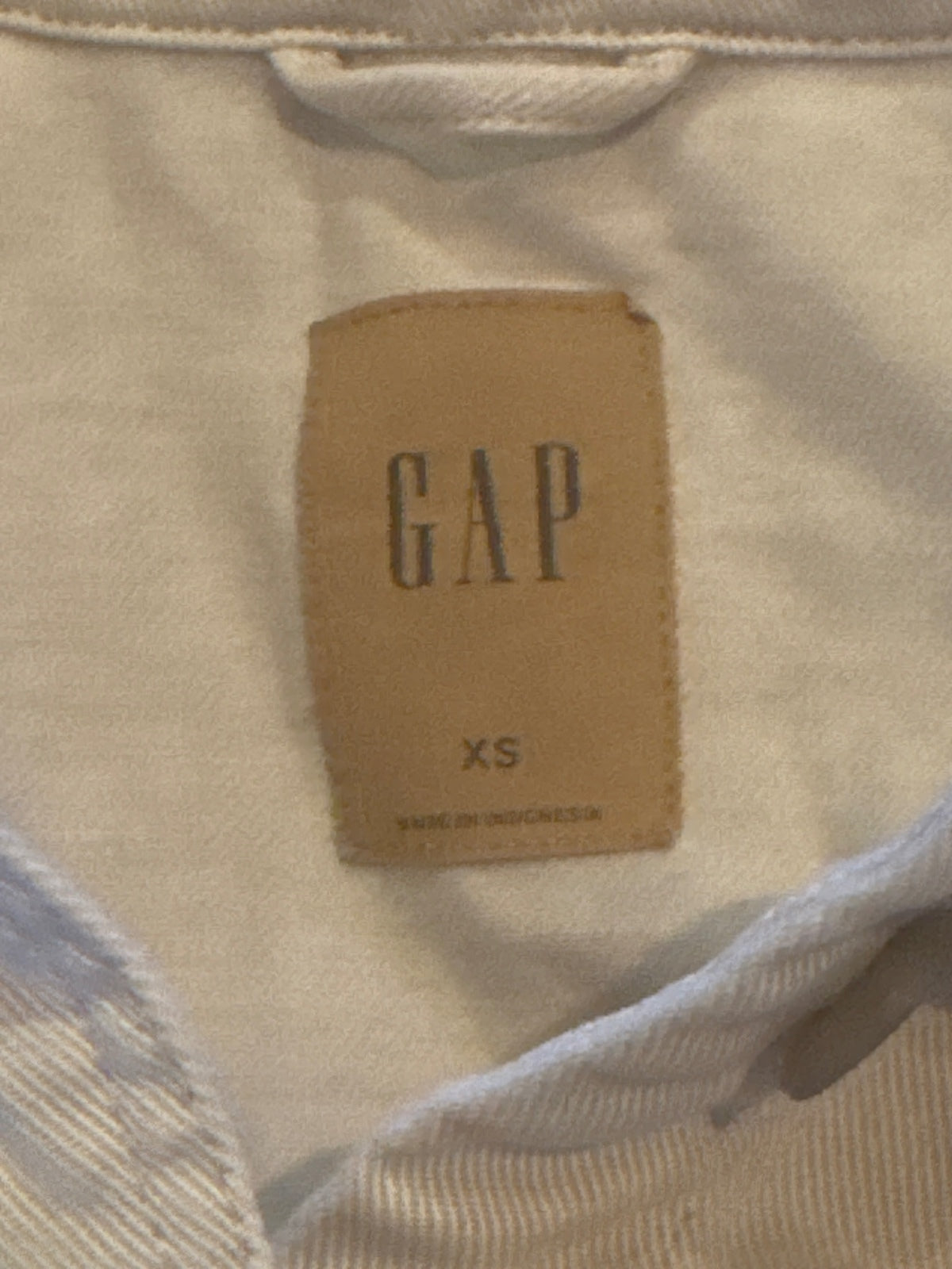 GAP women's beige button-up overshirt jacket size XS - product photo 2 of 6