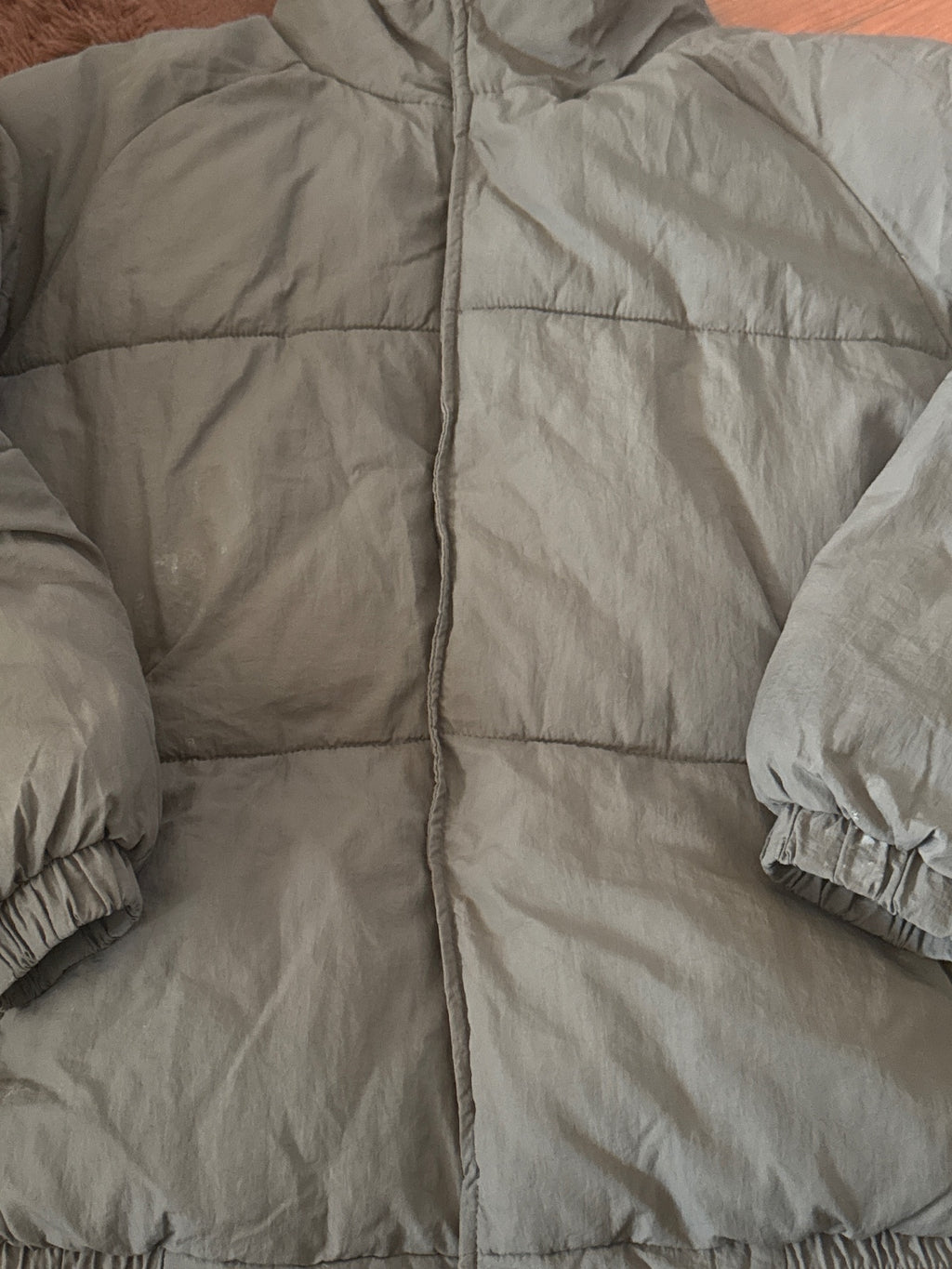 Zara Olive Green Puffer Jacket Size 9/10 - detail image 2