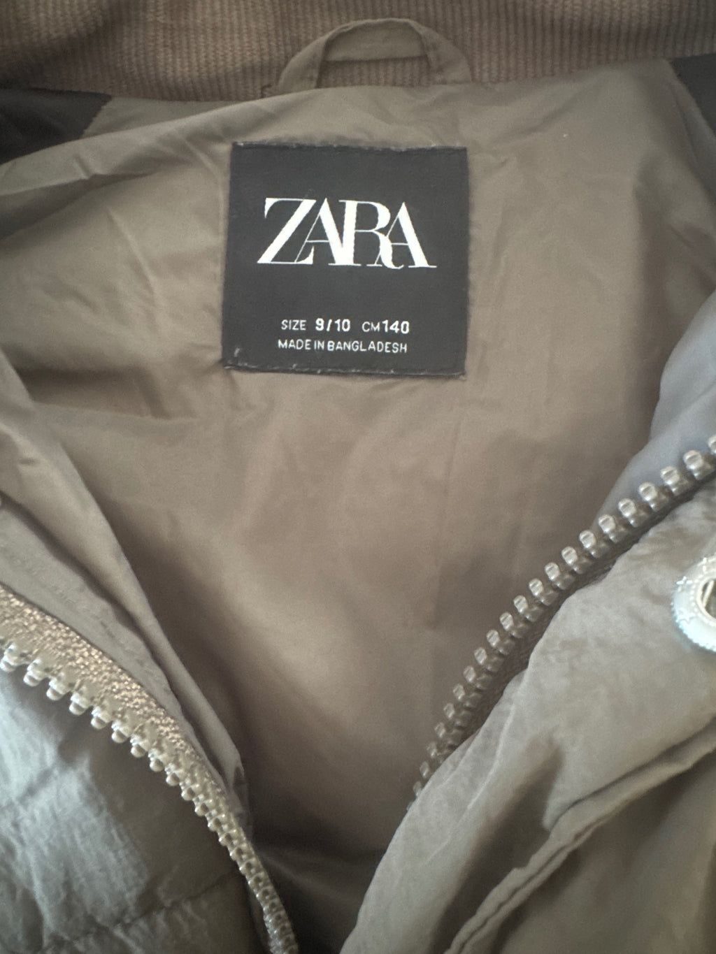 Zara Olive Green Puffer Jacket Size 9/10 - detail image 4