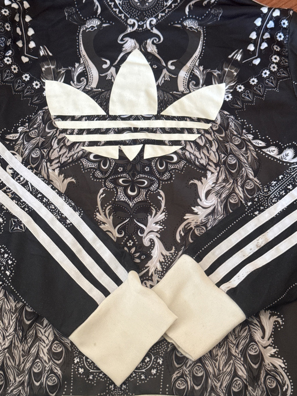 Adidas Black & White Patterned Track Jacket - Size 38, product image 7 of 9