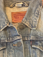 Levi's Classic Blue Denim Jacket Medium Size - detail image 3