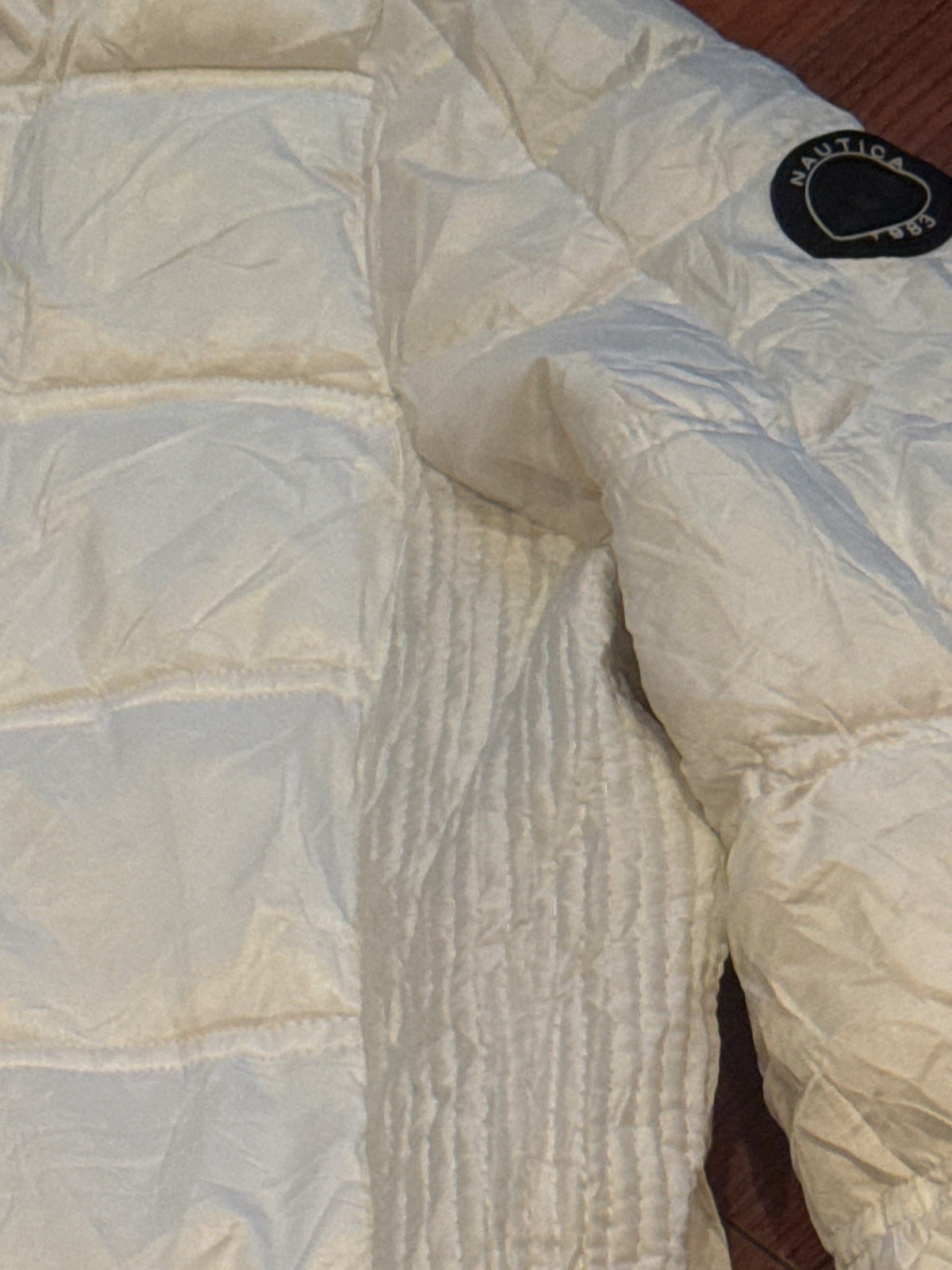 Nautica Water Resistant Hooded Puffer XL off White - detail image 3