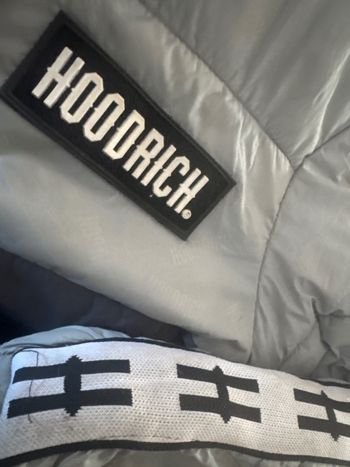 Hoodrich Long Puffer Jacket in Grey and Black with Logo Tape - detail image 8