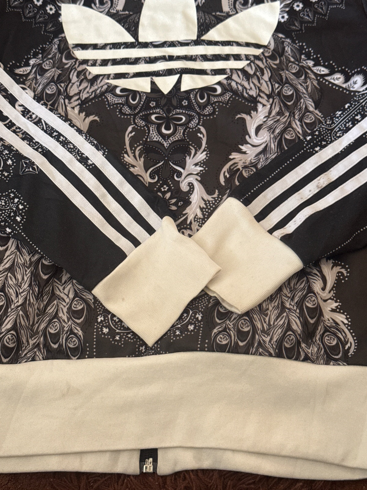 Adidas Black & White Patterned Track Jacket - Size 38, product image 8 of 9