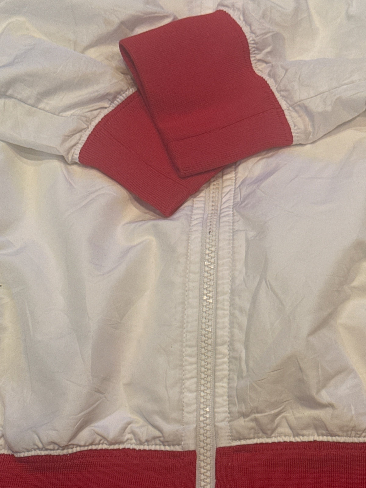 Vintage Nike White and Red Hooded Full-Zip Jacket – product photograph 4 of 8