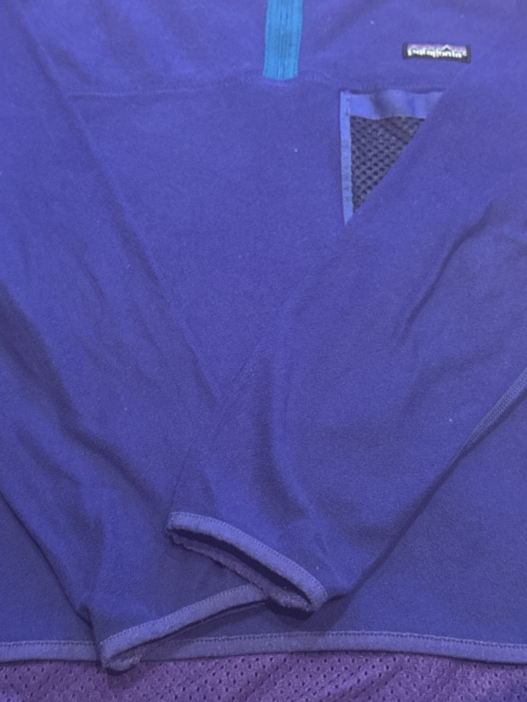 Patagonia Men's Purple Fleece Pullover with Mesh Pocket, Zip
