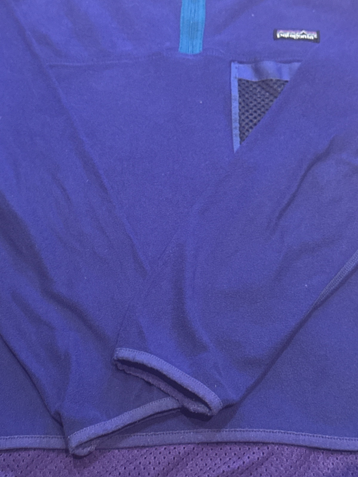Patagonia Men's Purple Fleece Pullover with Mesh Pocket, Zip