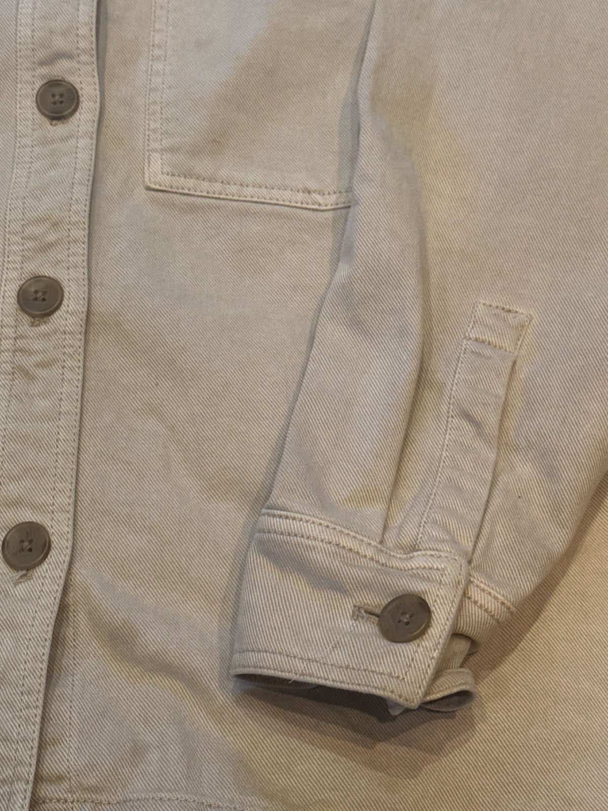 GAP women's beige button-up overshirt jacket size XS - product photo 4 of 6