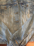 Levi's Classic Blue Denim Jacket Medium Size - detail image 2