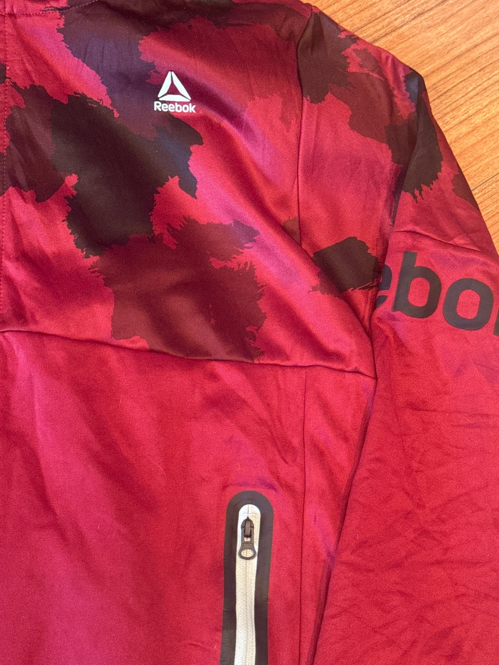 Reebok Red and Black Patterned Hooded Zip-Up Jacket XXL
