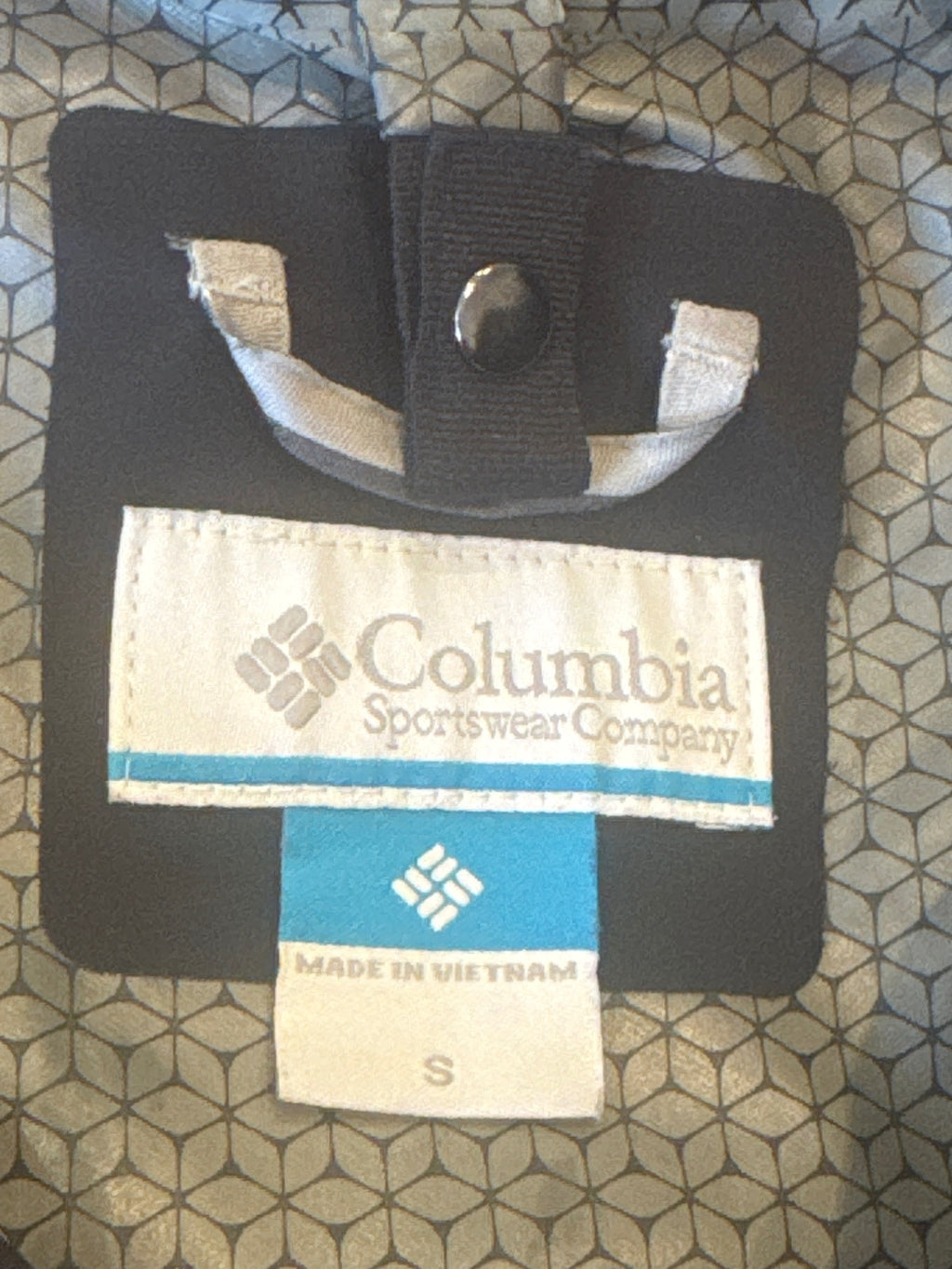 Columbia Omni-Tech Waterproof Jacket in Navy Blue, Size S