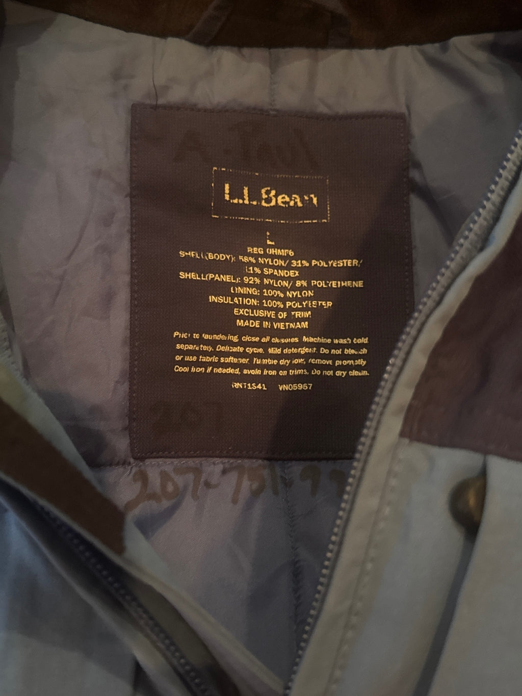 L.L.Bean Men's Lightweight Hooded Jacket Size Large Blue - detail image 6
