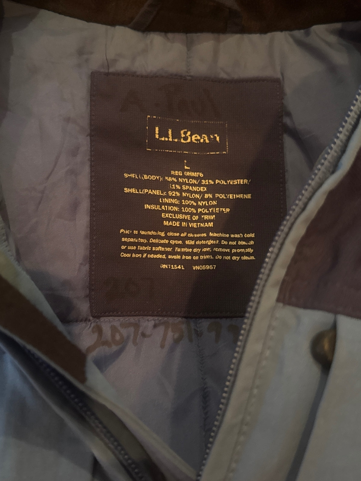 L.L.Bean Men's Lightweight Hooded Jacket Size Large Blue - detail image 6