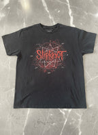 Slipknot Black Band T-Shirt with Red and White Graphic Print