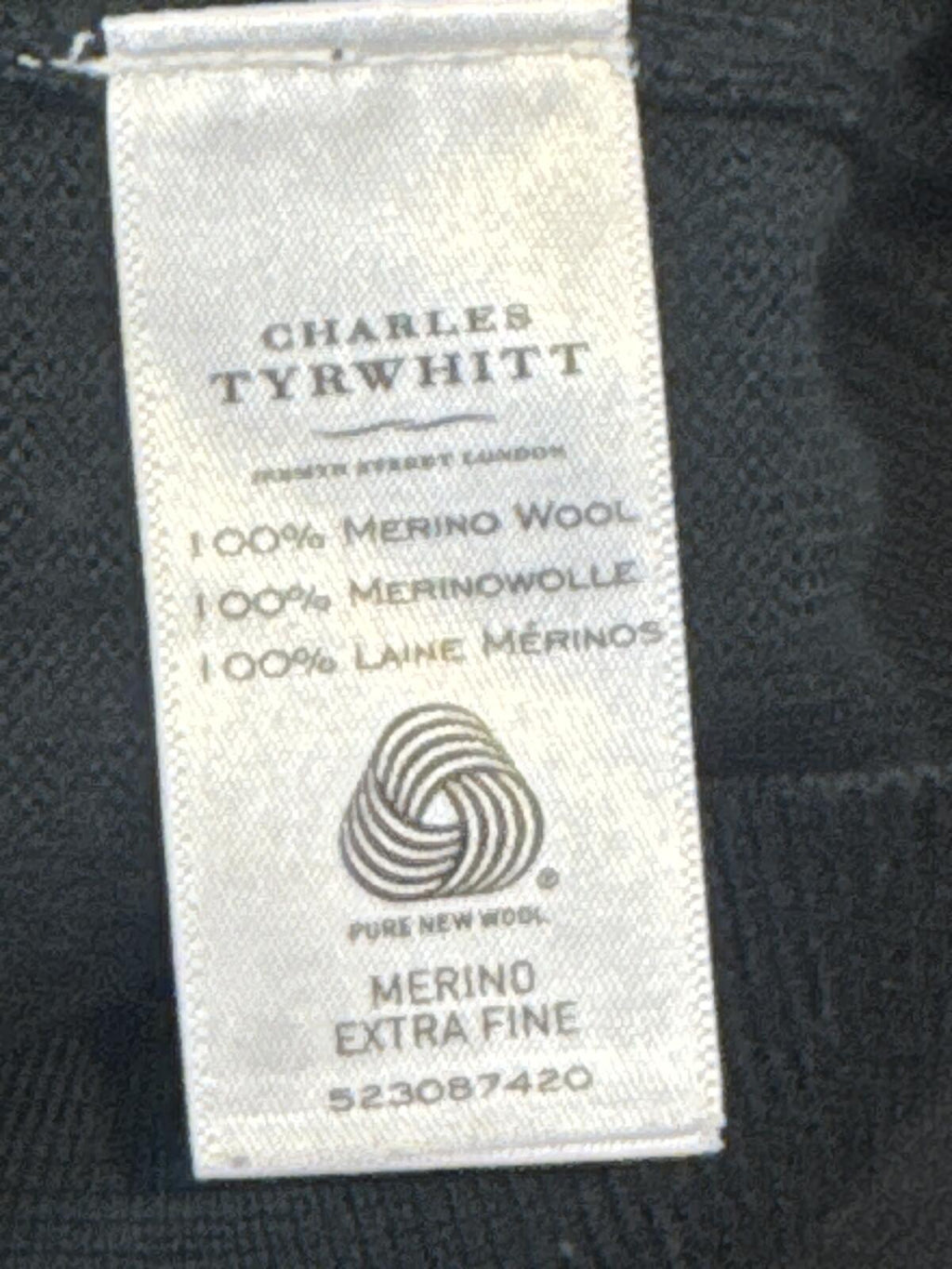 Charles Tyrwhitt Men's Merino Wool Half Zip Jumper Size L