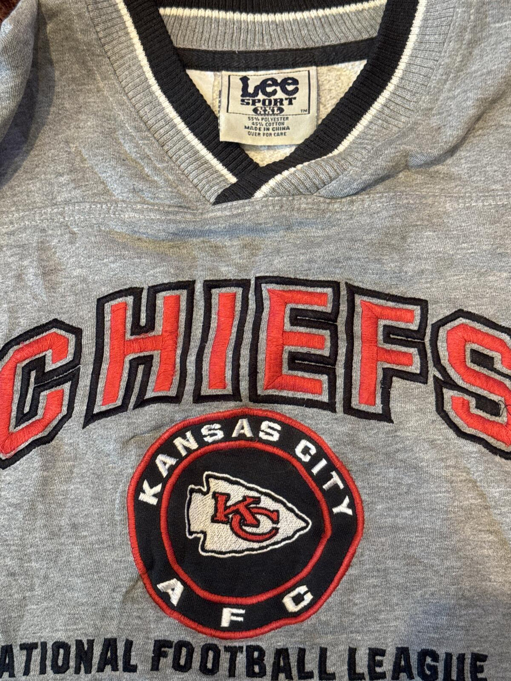 Vintage Lee Sport Kansas City Chiefs NFL Grey Sweatshirt