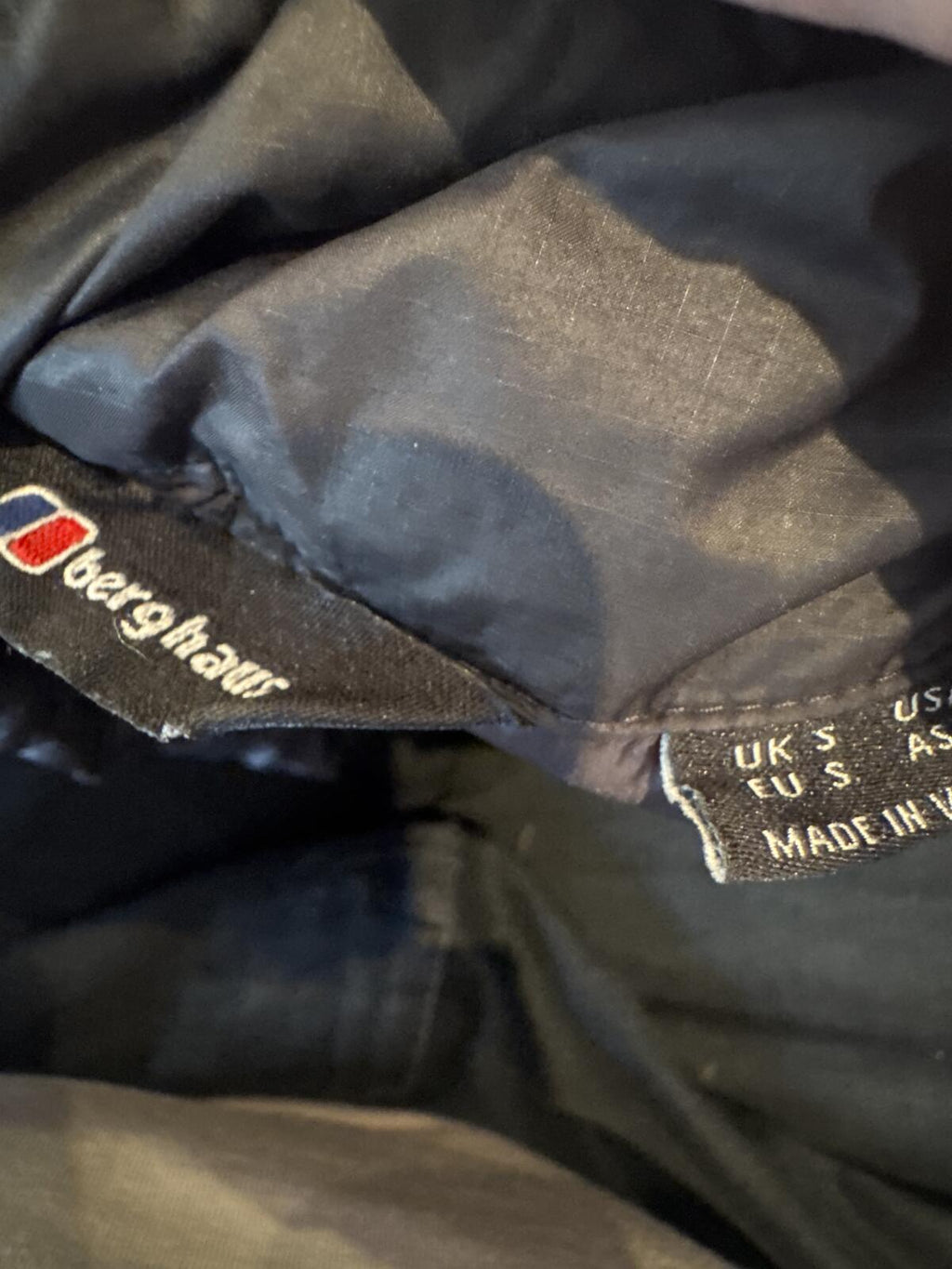 Berghaus Black Down Puffer Jacket Men's UK S