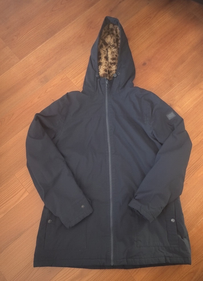 Regatta Great Outdoors Women's Black Winter Coat with Faux-F